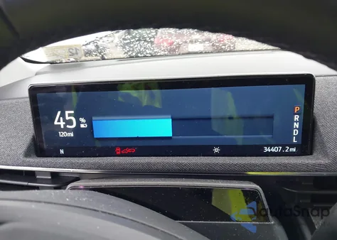 2022 Ford Mustang Mach-E Premium z USA, uszkodzony, nr VIN 3FMTK3SUXNMA56889